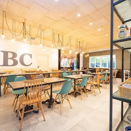 Ξενοδοχείο Abc 3*